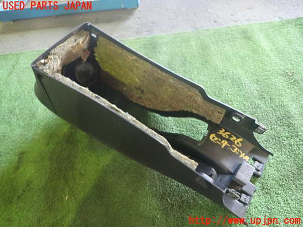 1UPJ-9236267540]アルファロメオ・156 GTA(932AXB)センターコンソール 中古_5