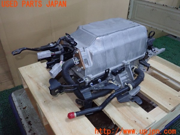 3UPJ=9236270525]MIRAI(ミライ)(JPD10)純正 G9A10-62011 FCコンバーター 中古_2