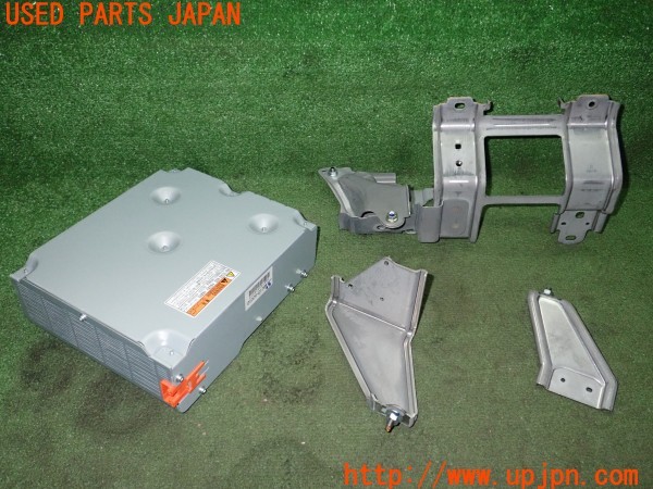 3UPJ=9236270584]MIRAI(ミライ)(JPD10)純正 86210-62010 ボルテージインバーター 中古_4