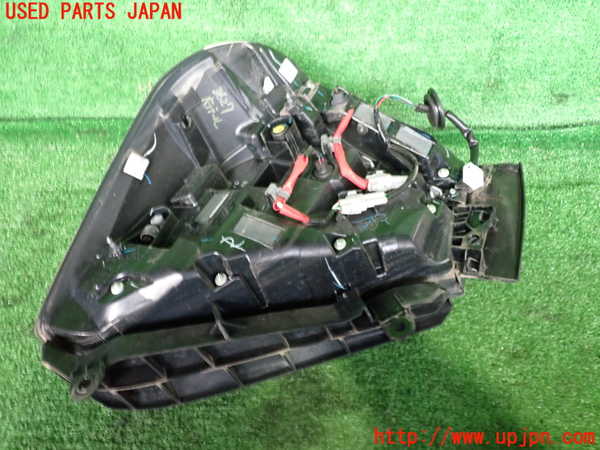 2UPJ-9236271530]MIRAI(ミライ)(JPD10)右テールランプ 中古_2