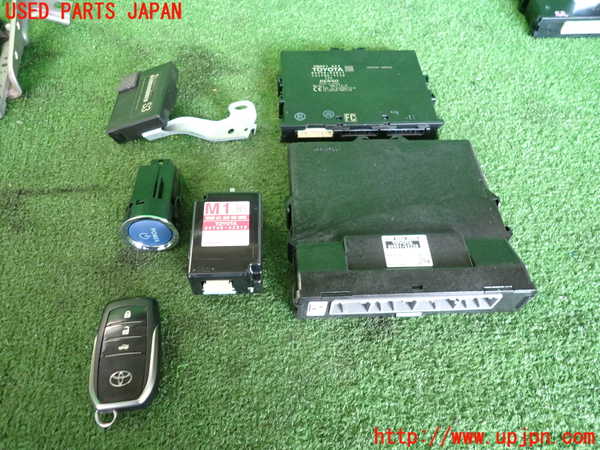 2UPJ-9236276110]MIRAI(ミライ)(JPD10)エンジンコンピューター 中古_3