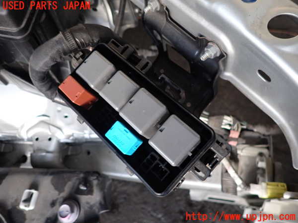 2UPJ-9236276743]MIRAI(ミライ)(JPD10)ヒューズボックス3 中古_2