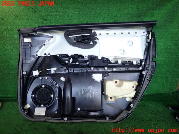 2UPJ-9236271264]MIRAI(ミライ)(JPD10)左前ドア内張り 中古_3