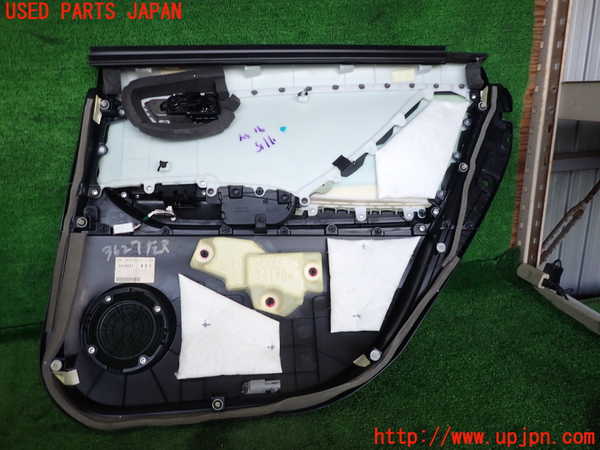 2UPJ-9236271324]MIRAI(ミライ)(JPD10)左後ドア内張り 中古_3