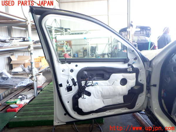 2UPJ-9236281260]BMW アクティブハイブリッド5(AH5)(FZ35)左前ドア (43R-00050) 中古 (F10)_4