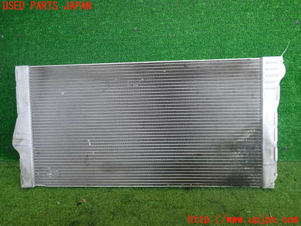 2UPJ-9236282321]BMW アクティブハイブリッド5(AH5)(FZ35)ラジエーター1 中古 (F10)_2