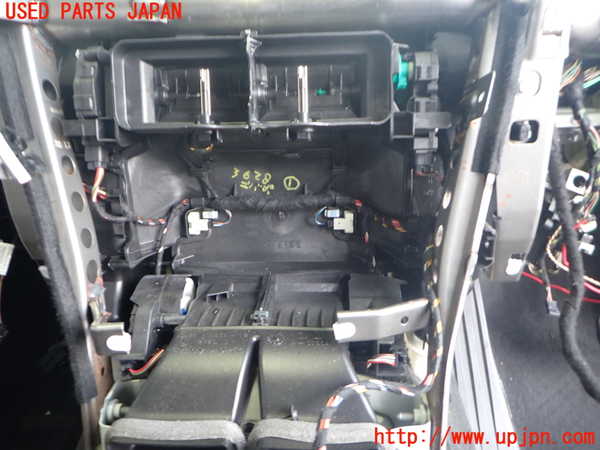 2UPJ-9236286081]BMW アクティブハイブリッド5(AH5)(FZ35)エバポレーター1 中古 (F10)_2