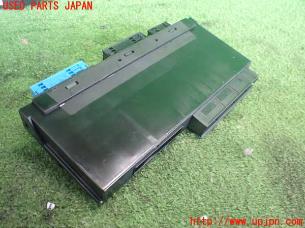 2UPJ-9236286148]BMW アクティブハイブリッド5(AH5)(FZ35)コンピューター3 中古 (F10)_2