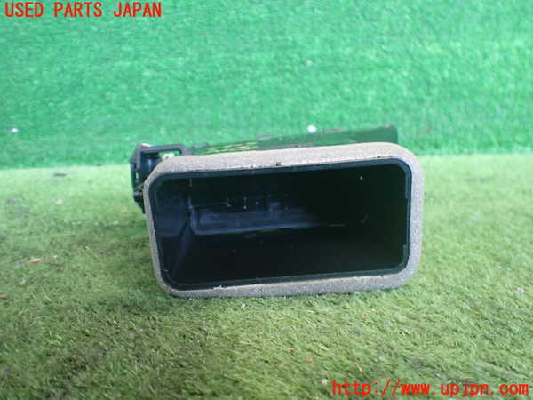 2UPJ-9236287528]BMW アクティブハイブリッド5(AH5)(FZ35)エアコン吹き出し口3 (左) (ジャンク品) 中古 (F10)_2