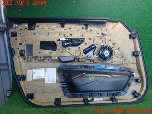 2UPJ-9236281234]BMW アクティブハイブリッド5(AH5)(FZ35)右前ドア内張り 中古 (F10)_3