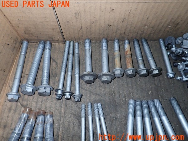 3UPJ=9236290720]BMW X4 xDrive28i Mスポーツ(XW20 F26)ネジ・ナット・ステー類 セット ジャンク_2