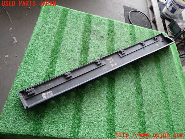 2UPJ-9236291232]BMW X4(XW20)(F26)右前ドアパネル 中古_4