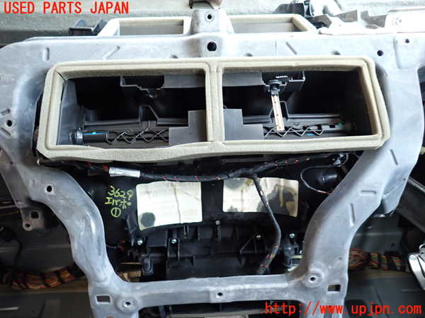 2UPJ-9236296081]BMW X4(XW20)(F26)エバポレーター1 中古_2