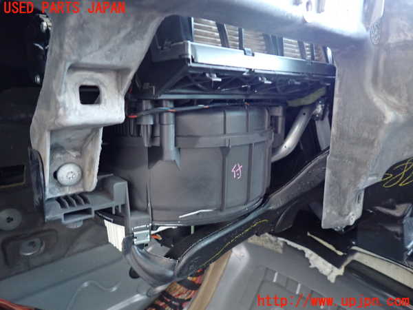 2UPJ-9236296081]BMW X4(XW20)(F26)エバポレーター1 中古_3