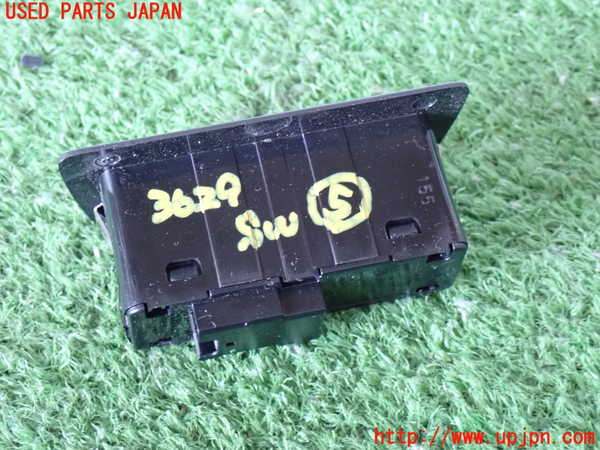 2UPJ-9236296310]BMW X4(XW20)(F26)スイッチ5 中古_2