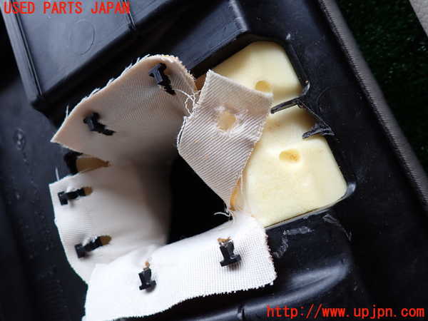 2UPJ-9236297385]BMW X4(XW20)(F26)リアシート 中古_3