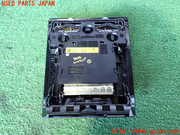 2UPJ-9236296411]BMW X4(XW20)(F26)ルームランプ1 (1列目真中) 中古_2