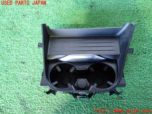 2UPJ-9236297810]BMW X4(XW20)(F26)ドリンクホルダー 中古_2