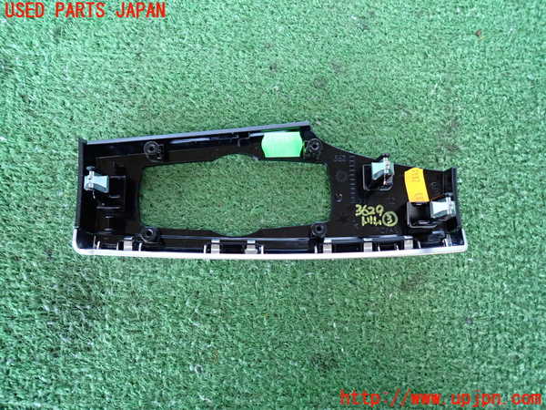 2UPJ-9236297693]BMW X4(XW20)(F26)内装トリム類3 中古_2