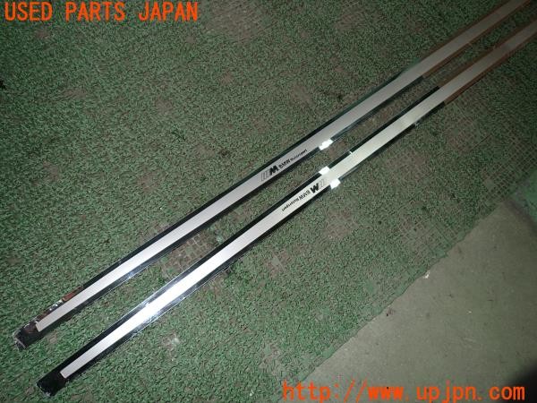 3UPJ=9236300012]BMW アクティブハイブリッド3 Mスポーツ(3F30 F30)社外 サイドシルモール サイドステップ ガーニッシュ メッキ 中古_2
