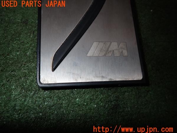 3UPJ=9236300630]BMW アクティブハイブリッド3 Mスポーツ(3F30 F30)社外 ペダルカバー フットレスト アクセルペダル付き 中古_4