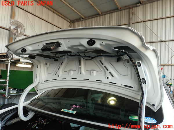 2UPJ-9236301500]BMW アクティブハイブリッド3(AH3)(3F30)トランク 中古 (F30)_5