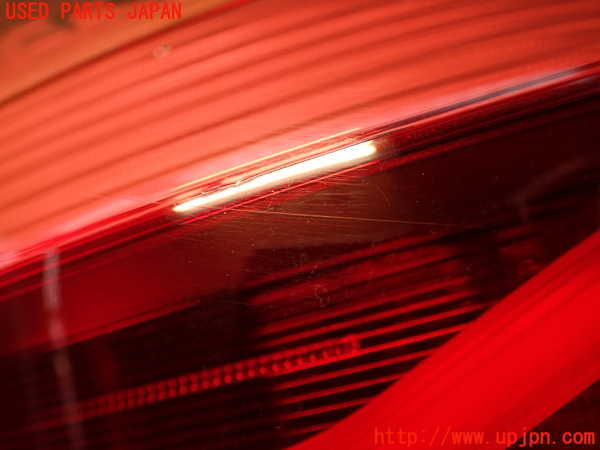 2UPJ-9236301530]BMW アクティブハイブリッド3(AH3)(3F30)右テールランプ 中古 (F30)_3