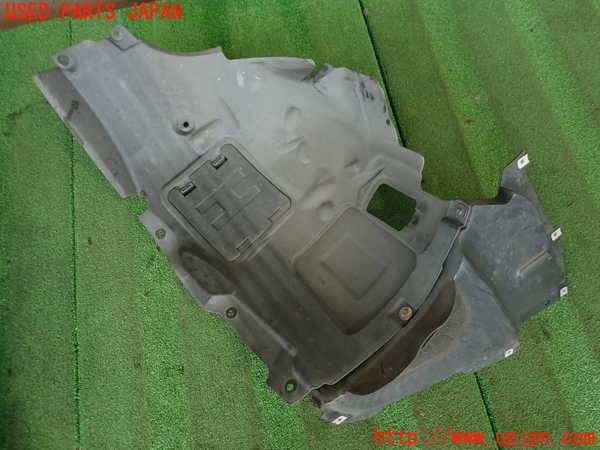 2UPJ-9236301092]BMW アクティブハイブリッド3(AH3)(3F30)左前フェンダーライナー 中古 (F30)_2