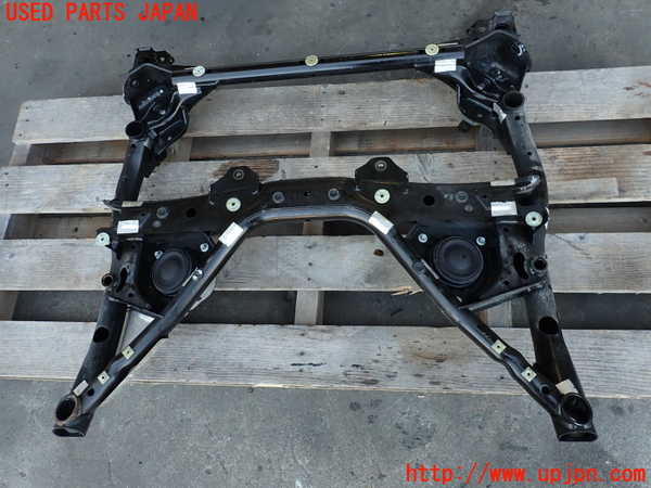 2UPJ-9236305285]BMW アクティブハイブリッド3(AH3)(3F30)フロントメンバー 中古 (F30)_2