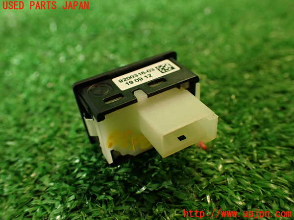 2UPJ-9236306309]BMW アクティブハイブリッド3(AH3)(3F30)スイッチ4 (トランク) 中古 (F30)_3