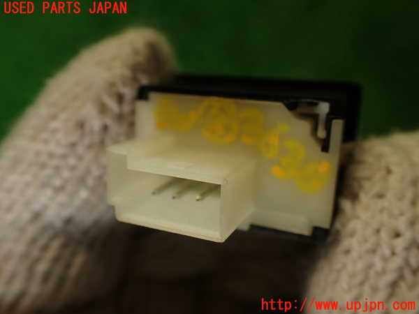 2UPJ-9236306309]BMW アクティブハイブリッド3(AH3)(3F30)スイッチ4 (トランク) 中古 (F30)_4