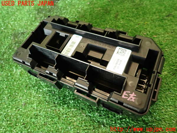 2UPJ-9236306741]BMW アクティブハイブリッド3(AH3)(3F30)ヒューズボックス1 中古 (F30)_2