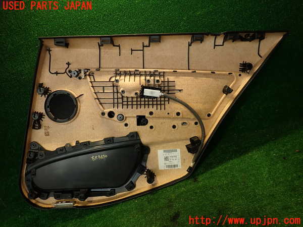 2UPJ-9236301324]BMW アクティブハイブリッド3(AH3)(3F30)左後ドア内張り 中古 (F30)_5