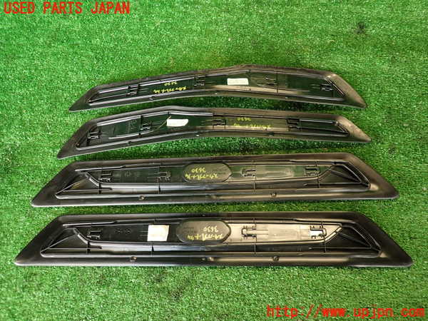 2UPJ-9236307740]BMW アクティブハイブリッド3(AH3)(3F30)スカッフプレート 中古 (F30)_5