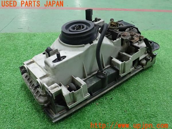 3UPJ=9236310561]セドリック ワゴン GL(WUY30)純正 左ヘッドライト 中古_3