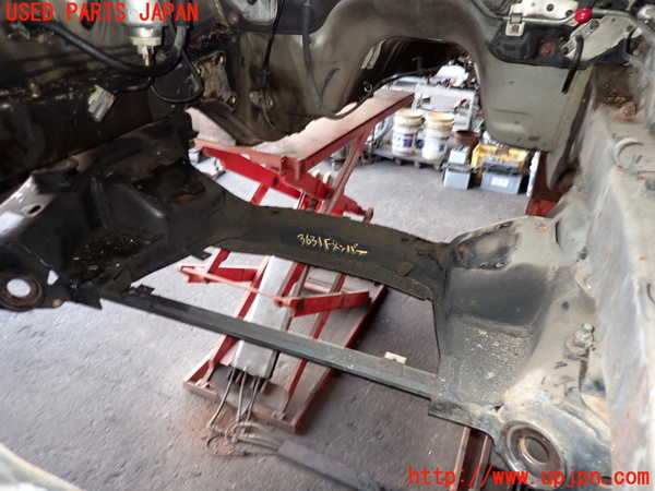 2UPJ-9236315285]セドリック ワゴン(WUY30)フロントメンバー 中古_2