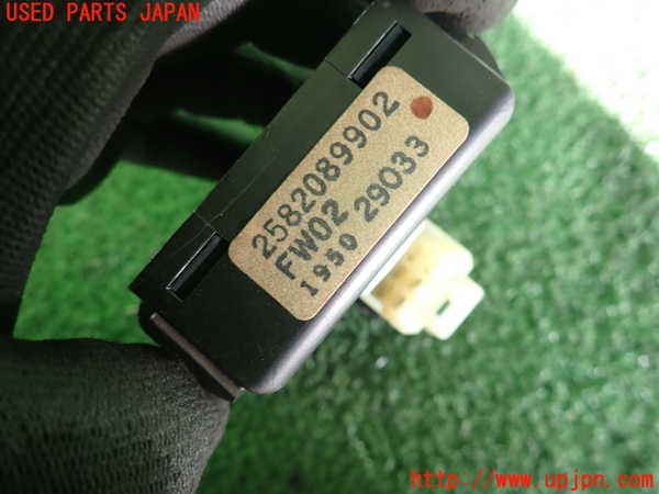 2UPJ-9236317850]セドリック ワゴン(WUY30)時計 中古_3