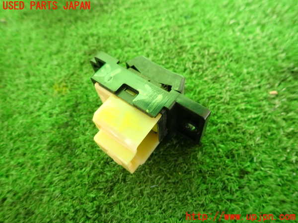 2UPJ-9236316245]セドリック ワゴン(WUY30)左前パワーウィンドウスイッチ 中古_2