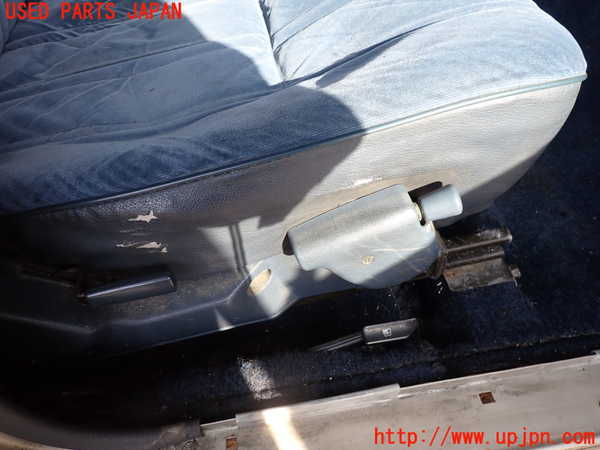 2UPJ-9236317035]セドリック ワゴン(WUY30)運転席シート 中古_4