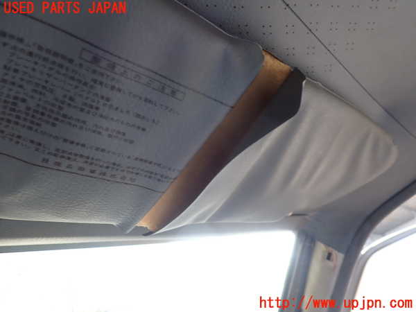 2UPJ-9236317625]セドリック ワゴン(WUY30)室内サンバイザー右側 (ジャンク品) 中古_2