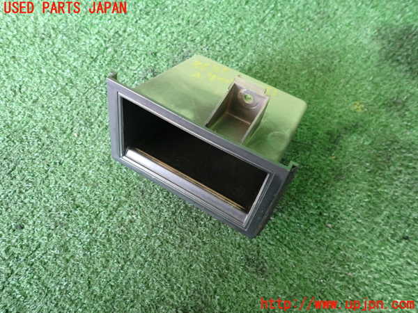 2UPJ-9236317841]セドリック ワゴン(WUY30)小物入れ1 中古_2