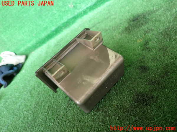 2UPJ-9236317841]セドリック ワゴン(WUY30)小物入れ1 中古_3