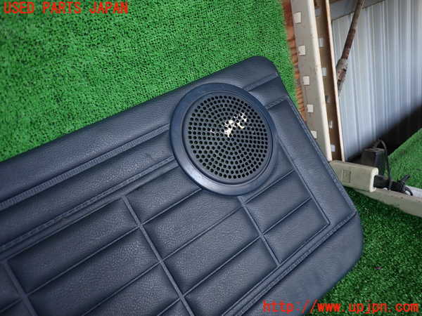 2UPJ-9236311578]セドリック ワゴン(WUY30)バックドア内張り (ジャンク品) 中古_2