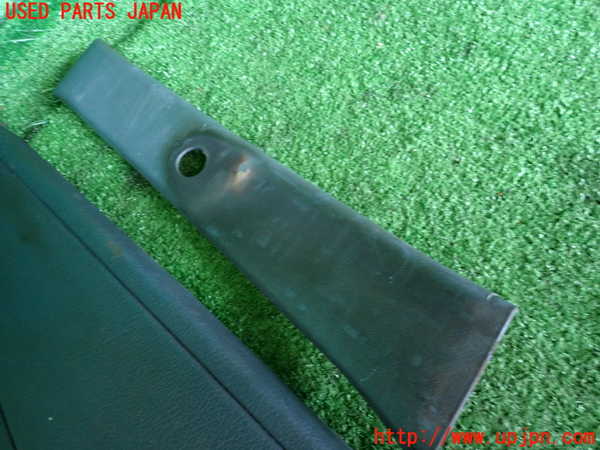 2UPJ-9236317665]セドリック ワゴン(WUY30)右センターピラートリム 中古_2