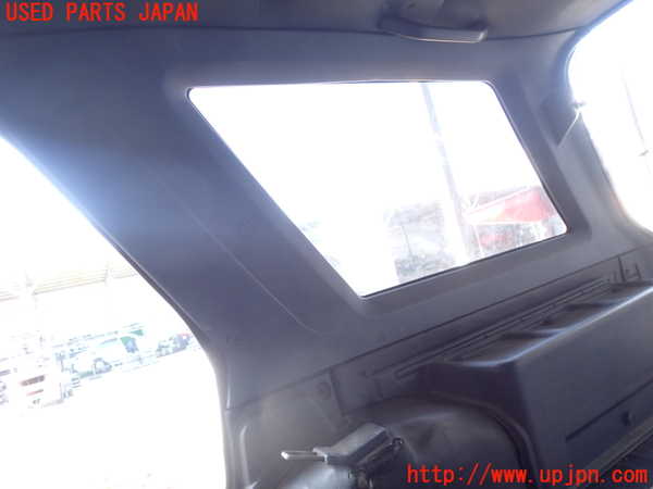 2UPJ-9236317675]セドリック ワゴン(WUY30)右リアピラートリム (ジャンク品) 中古_2