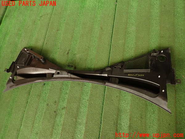 2UPJ-9236321190]アルファロメオ・ジュリア(95220)カウルトップ 中古_4