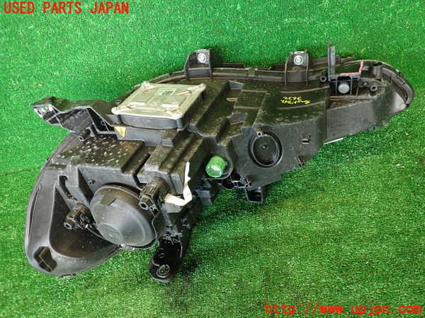 2UPJ-9236321130]アルファロメオ・ジュリア(95220)右ヘッドライト (ジャンク品) HID 中古_2