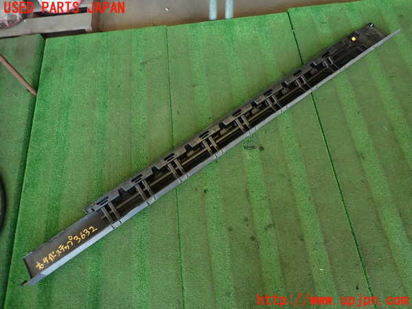 2UPJ-9236321390]アルファロメオ・ジュリア(95220)右サイドステップ 中古_5