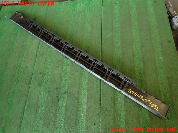 2UPJ-9236321392]アルファロメオ・ジュリア(95220)左サイドステップ 中古_5