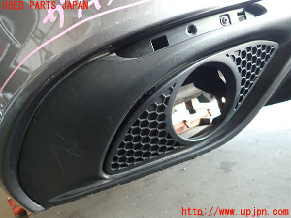 2UPJ-9236321610]アルファロメオ・ジュリア(95220)リアバンパー 中古_3